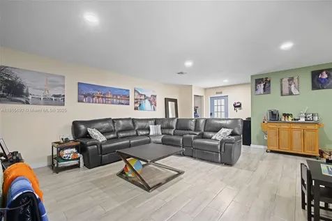 15025 SW 142nd Place Miami FL 33186