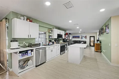 15025 SW 142nd Place Miami FL 33186