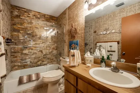 8044 NW 41st Court Sunrise FL 33351