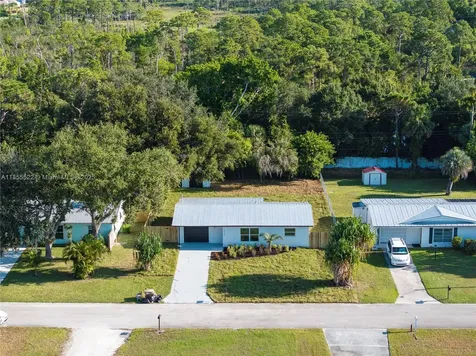 2319 NW Sunset Boulevard Jensen Beach FL 34957