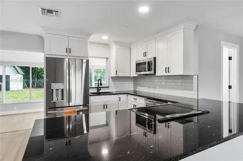 2319 NW Sunset Boulevard Jensen Beach FL 34957