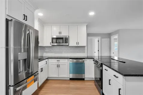 2319 NW Sunset Boulevard Jensen Beach FL 34957