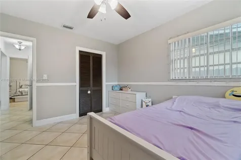 7230 NW 5th Street Miami FL 33126