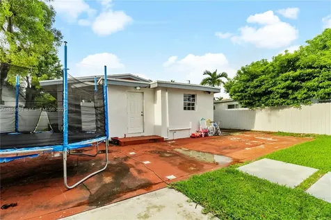7230 NW 5th Street Miami FL 33126