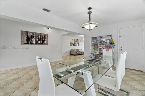 7230 NW 5th Street Miami FL 33126