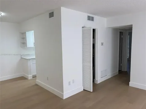 10790 N Kendall Drive Miami FL 33176