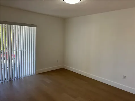10790 N Kendall Drive Miami FL 33176
