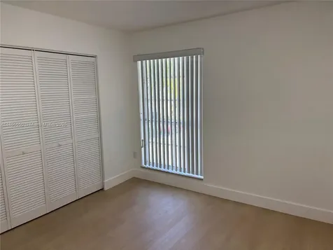 10790 N Kendall Drive Miami FL 33176