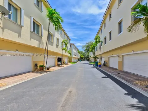 2867 S Oasis Drive Boynton Beach FL 33426