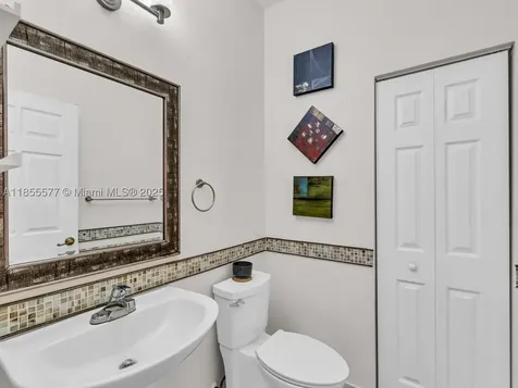 2867 S Oasis Drive Boynton Beach FL 33426
