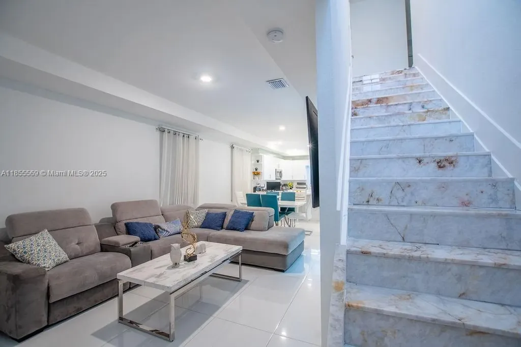 1630 SW 28th Street Fort Lauderdale FL 33315