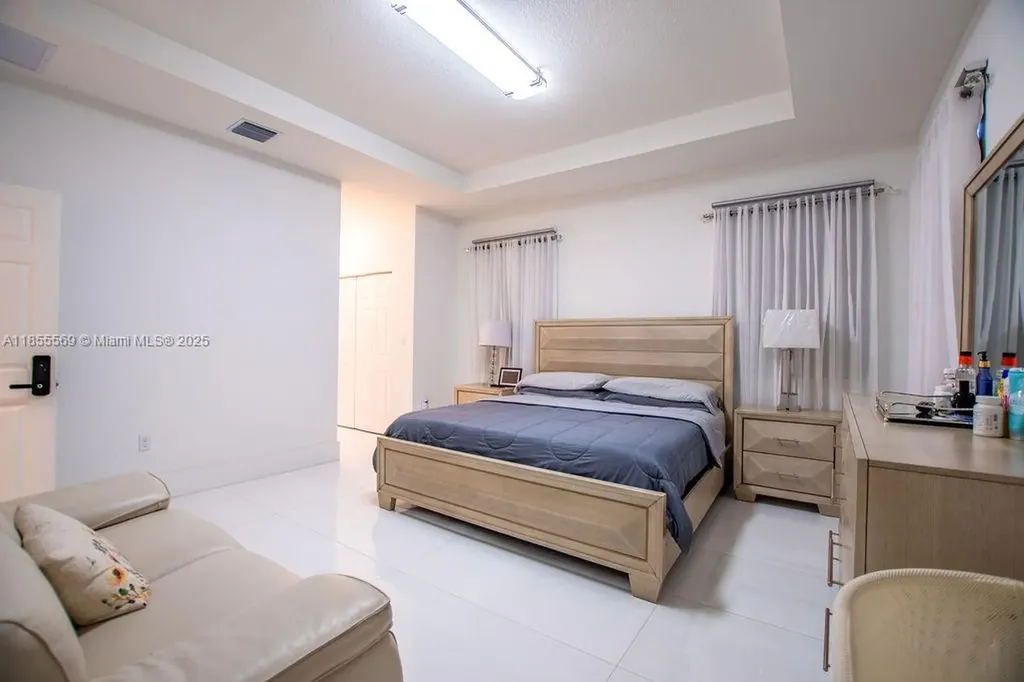 1630 SW 28th Street Fort Lauderdale FL 33315