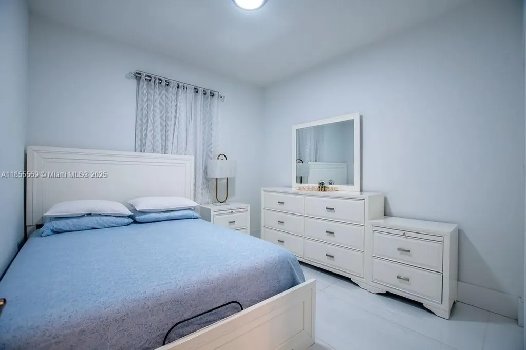 1630 SW 28th Street Fort Lauderdale FL 33315