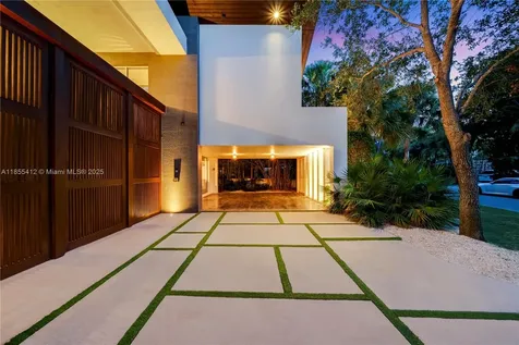 545 Sabal Palm Key Biscayne FL 33149