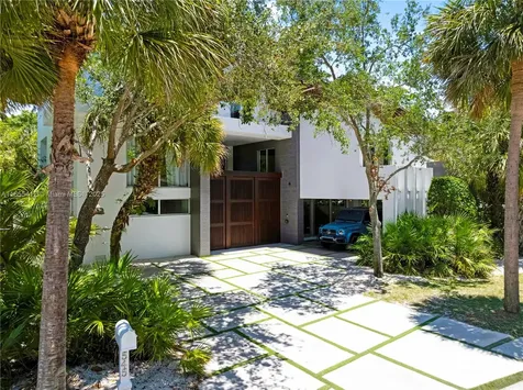 545 Sabal Palm Key Biscayne FL 33149
