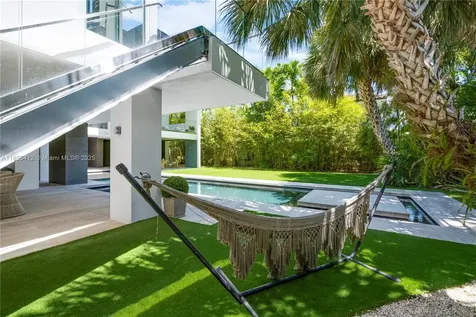 545 Sabal Palm Key Biscayne FL 33149