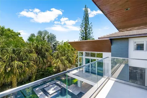 545 Sabal Palm Key Biscayne FL 33149