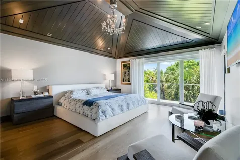 545 Sabal Palm Key Biscayne FL 33149
