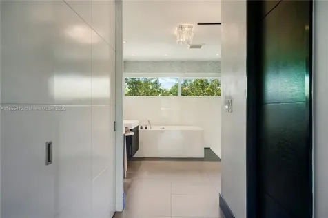 545 Sabal Palm Key Biscayne FL 33149