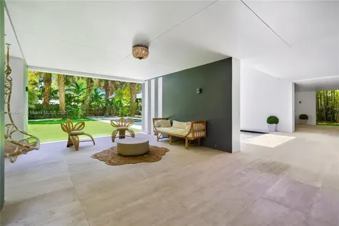 545 Sabal Palm Key Biscayne FL 33149