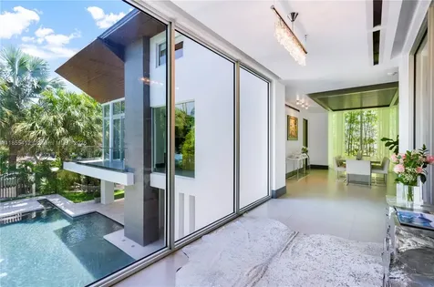 545 Sabal Palm Key Biscayne FL 33149