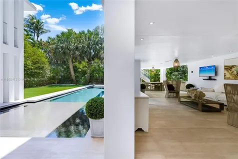545 Sabal Palm Key Biscayne FL 33149