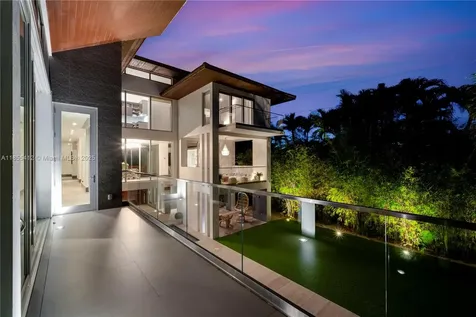 545 Sabal Palm Key Biscayne FL 33149