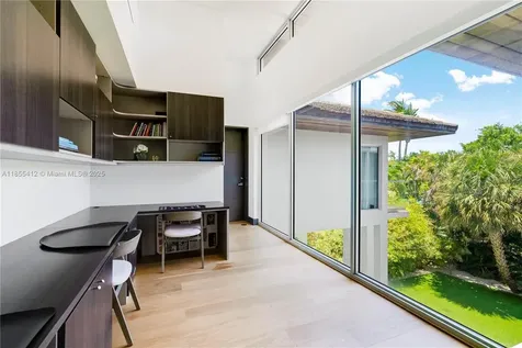 545 Sabal Palm Key Biscayne FL 33149