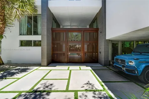 545 Sabal Palm Key Biscayne FL 33149