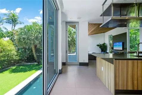 545 Sabal Palm Key Biscayne FL 33149