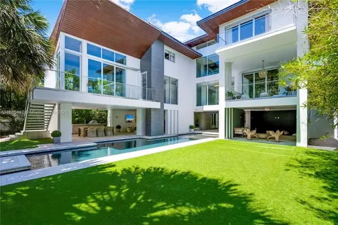 545 Sabal Palm Key Biscayne FL 33149