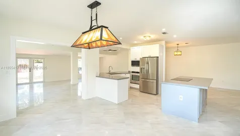 2810 SW 114th Avenue Miami FL 33165