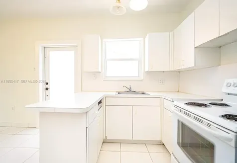2810 SW 114th Avenue Miami FL 33165