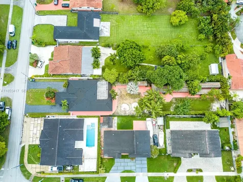 2810 SW 114th Avenue Miami FL 33165