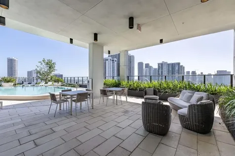 23 NE 17th Terrace Miami FL 33132