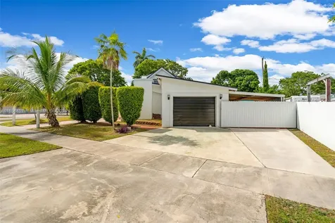 17881 SW 112th Place Miami FL 33157