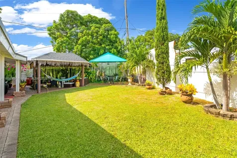 17881 SW 112th Place Miami FL 33157