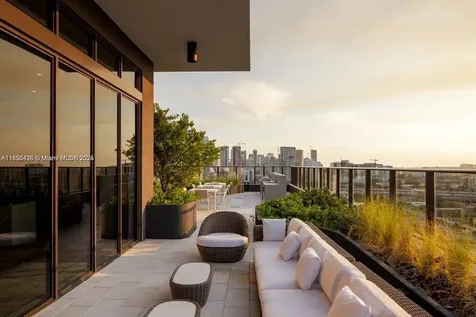 23 NE 17th Terrace Miami FL 33132