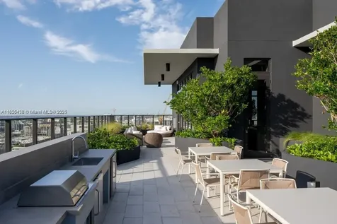 23 NE 17th Terrace Miami FL 33132