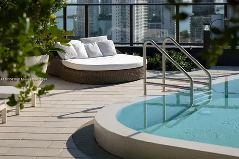 23 NE 17th Terrace Miami FL 33132