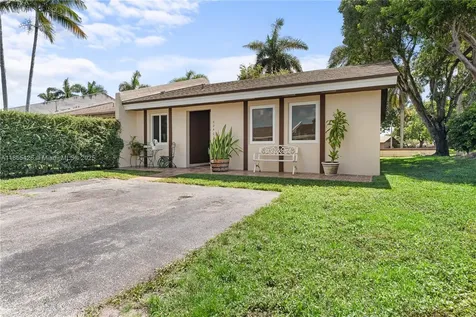 5240 SW 139th Place Miami FL 33175