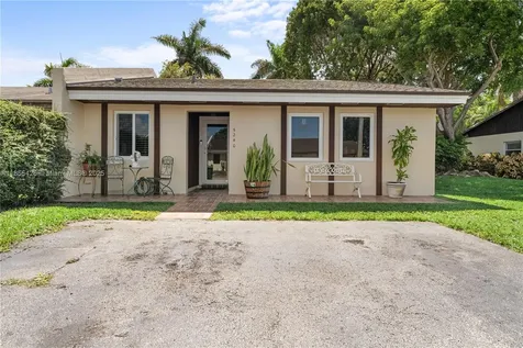 5240 SW 139th Place Miami FL 33175
