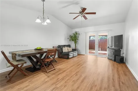 5240 SW 139th Place Miami FL 33175