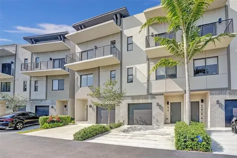516 SE 1st Circle Pompano Beach FL 33060