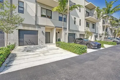 516 SE 1st Circle Pompano Beach FL 33060