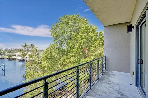 516 SE 1st Circle Pompano Beach FL 33060
