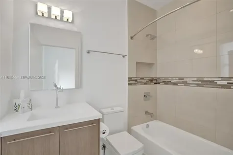 516 SE 1st Circle Pompano Beach FL 33060