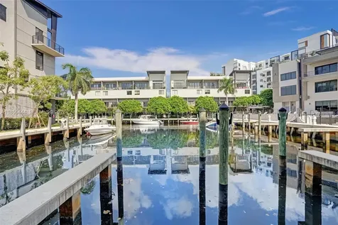 516 SE 1st Circle Pompano Beach FL 33060