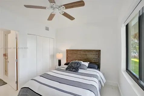 516 SE 1st Circle Pompano Beach FL 33060