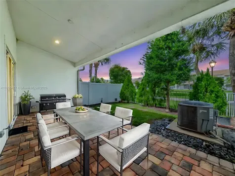 11997 Park Central Royal Palm Beach FL 33411